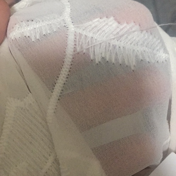 NEVER BEEN WORN Charlotte Russe Romper - Picture 5 of 8